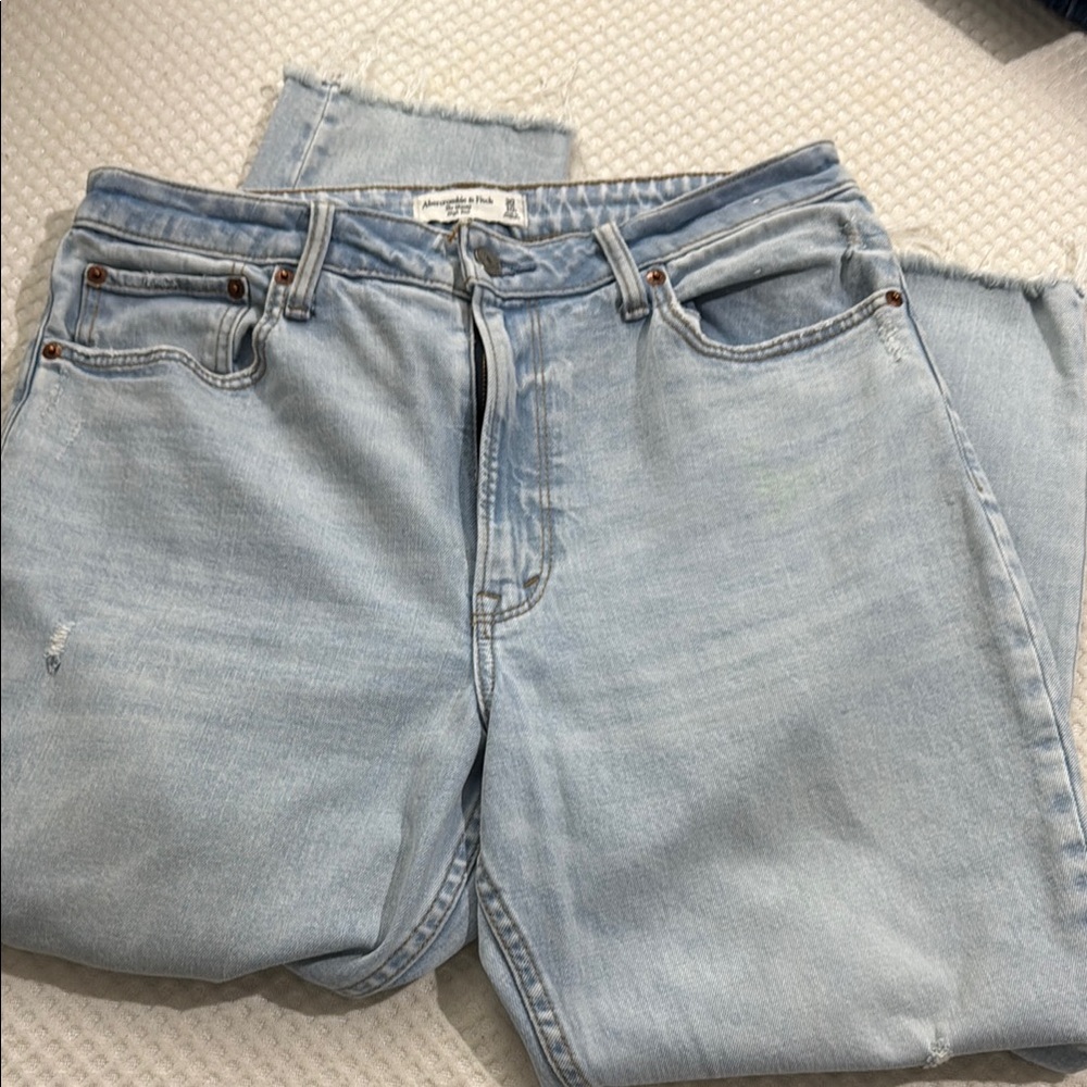 Abercrombie & Fitch The Skinny High Rise Curve Love, size 30/10 short